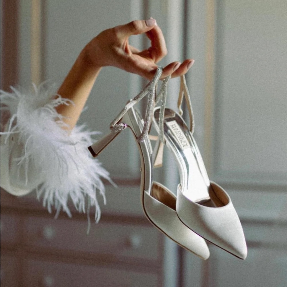Badgley Mischka Kamilah White Satin